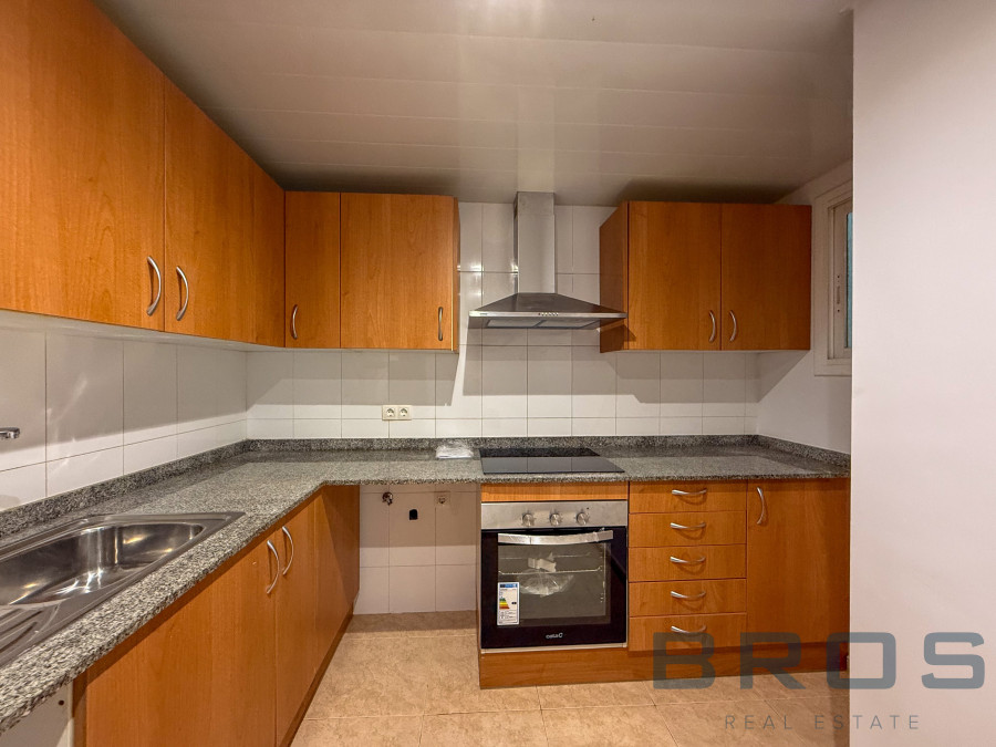 Primera planta reformada en venta – Calle Plans 29, Palafrugell